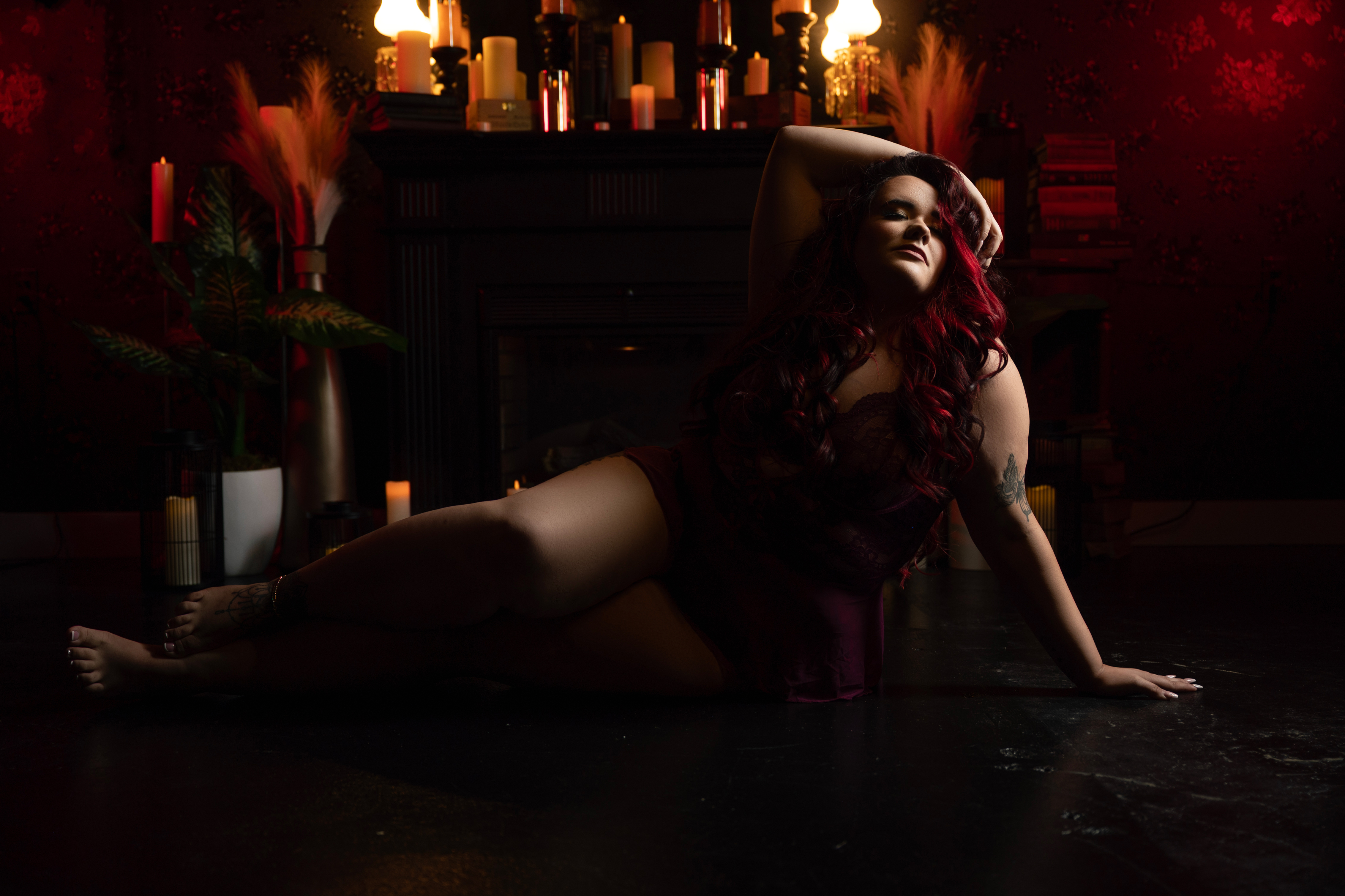 Plus size boudoir portrait guided by Amanda Marquis Photography
