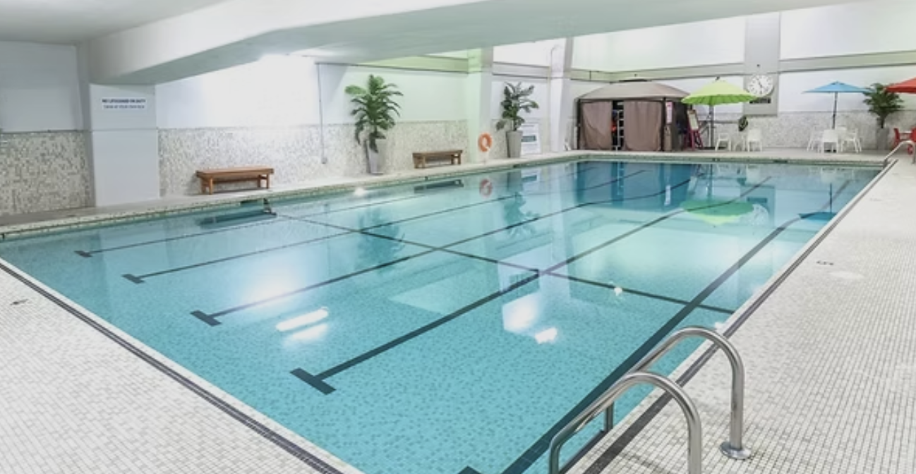 swim instructor Diogo in Vancouver