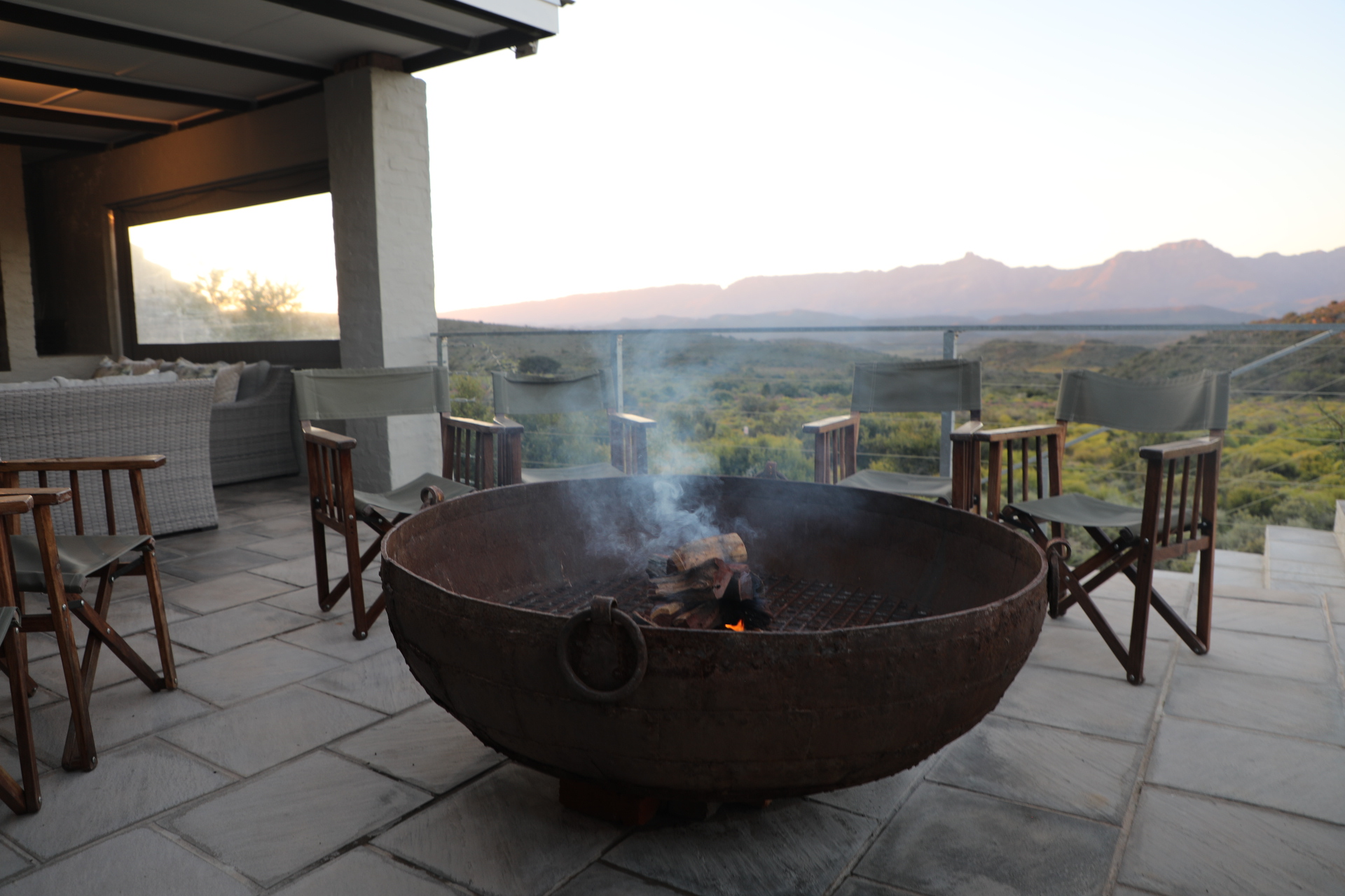 Boma overlooking the Rooiberg Wild landscape