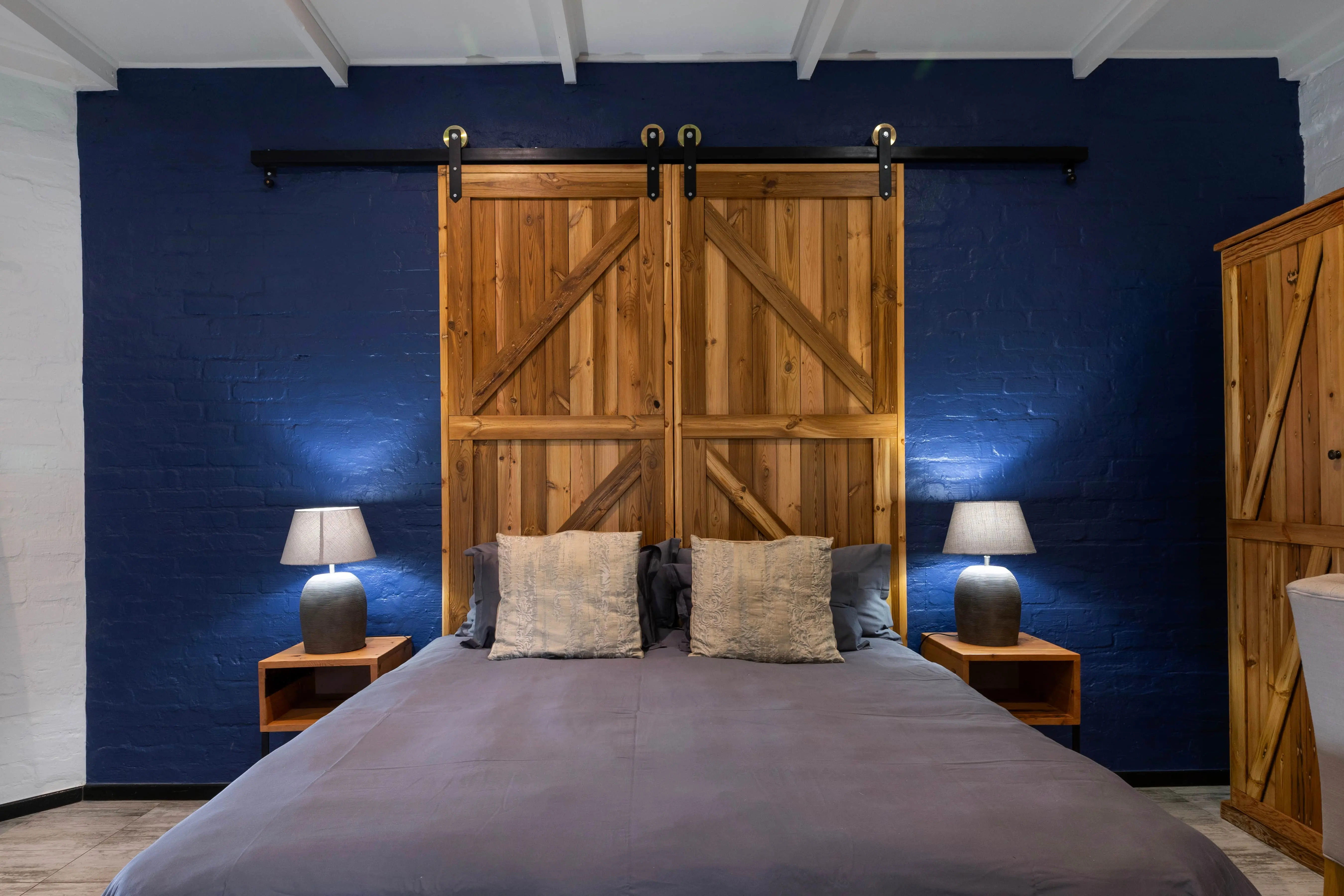 Intimate accommodation with a view at Rooiberg Wild