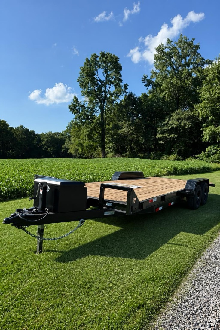 Car and equipment hauler trailer rental with winch in Elizabeth City, NC