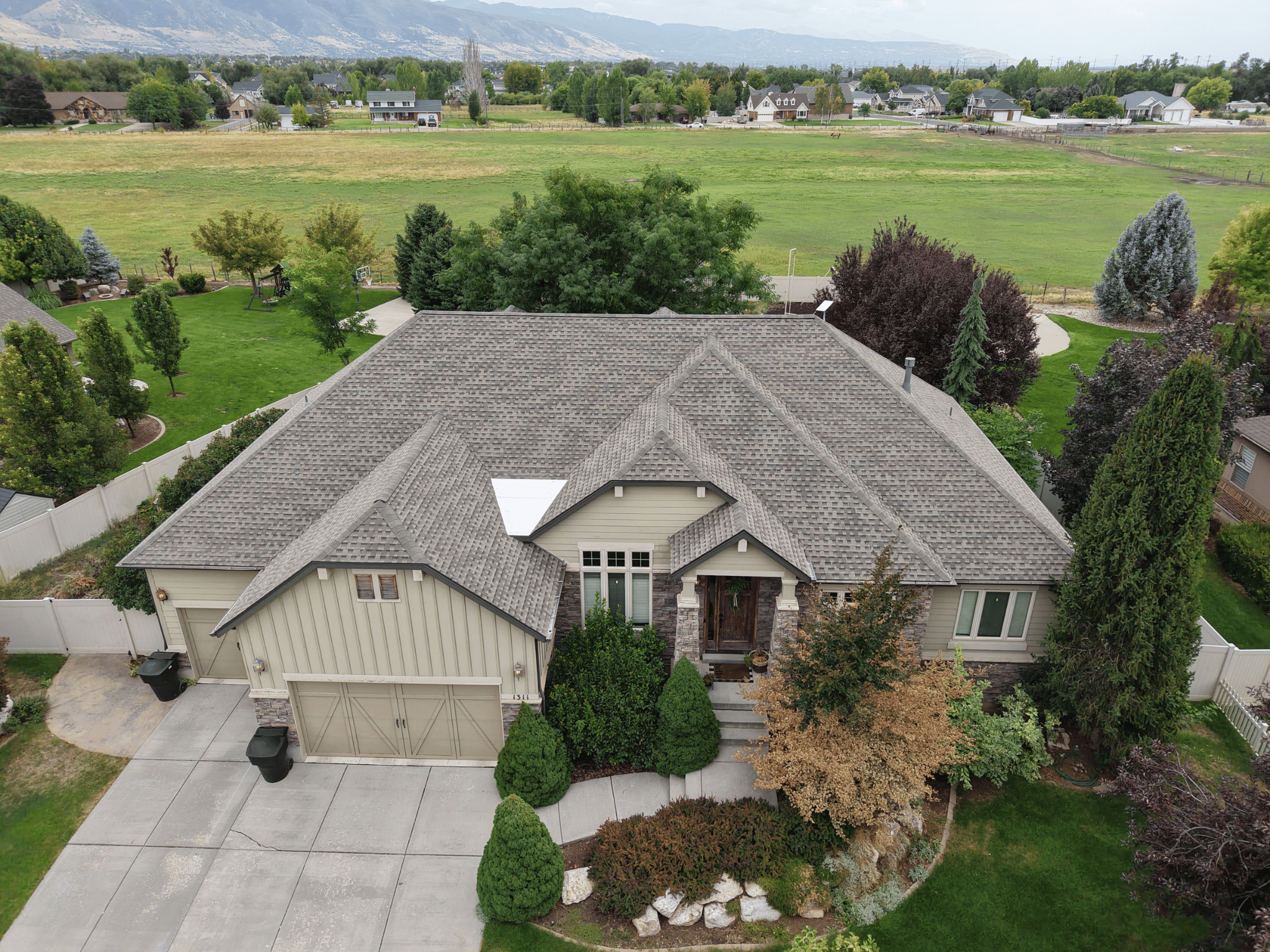 Gutter cleaning and roof debris removal service