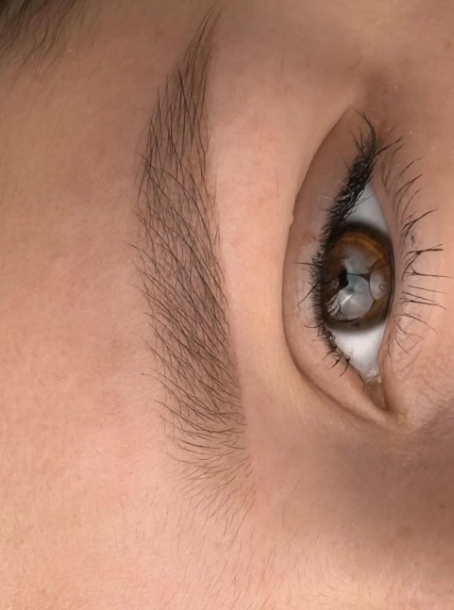 Maquillage permanent sourcils Bordeaux