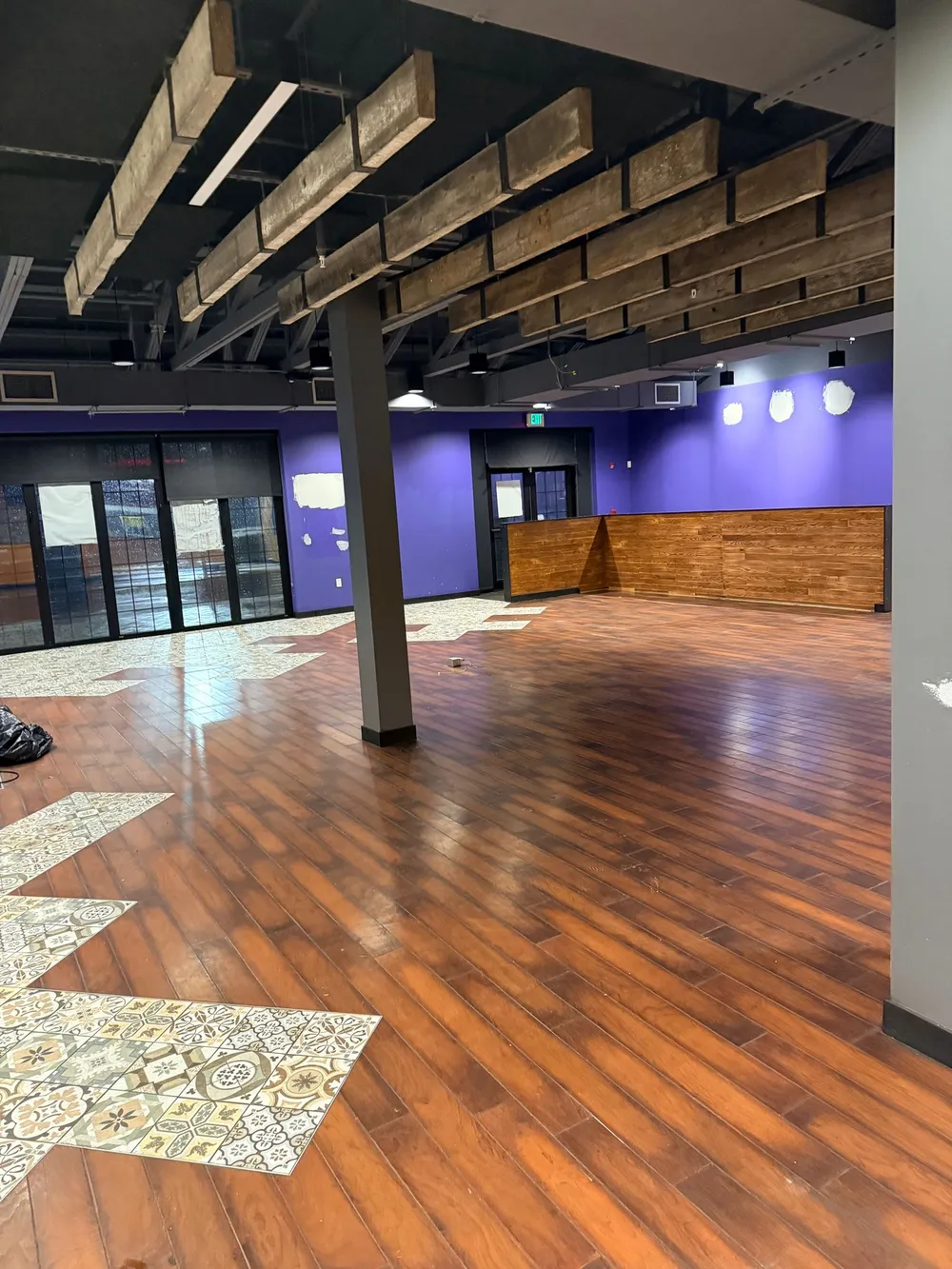 Commercial space, cleared for the next tenant