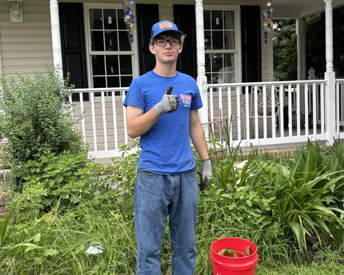 Lawncare & Pressure Washing Highland Acres