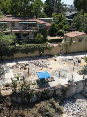 {{ custom_values.service_1 }} in {{custom_values.area_7})