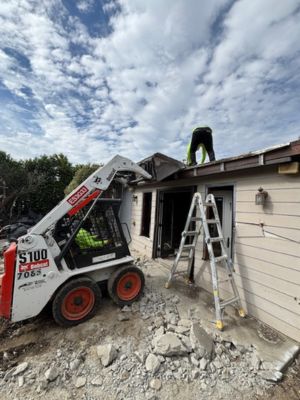 Structure demolition in Beverly Hills, CA