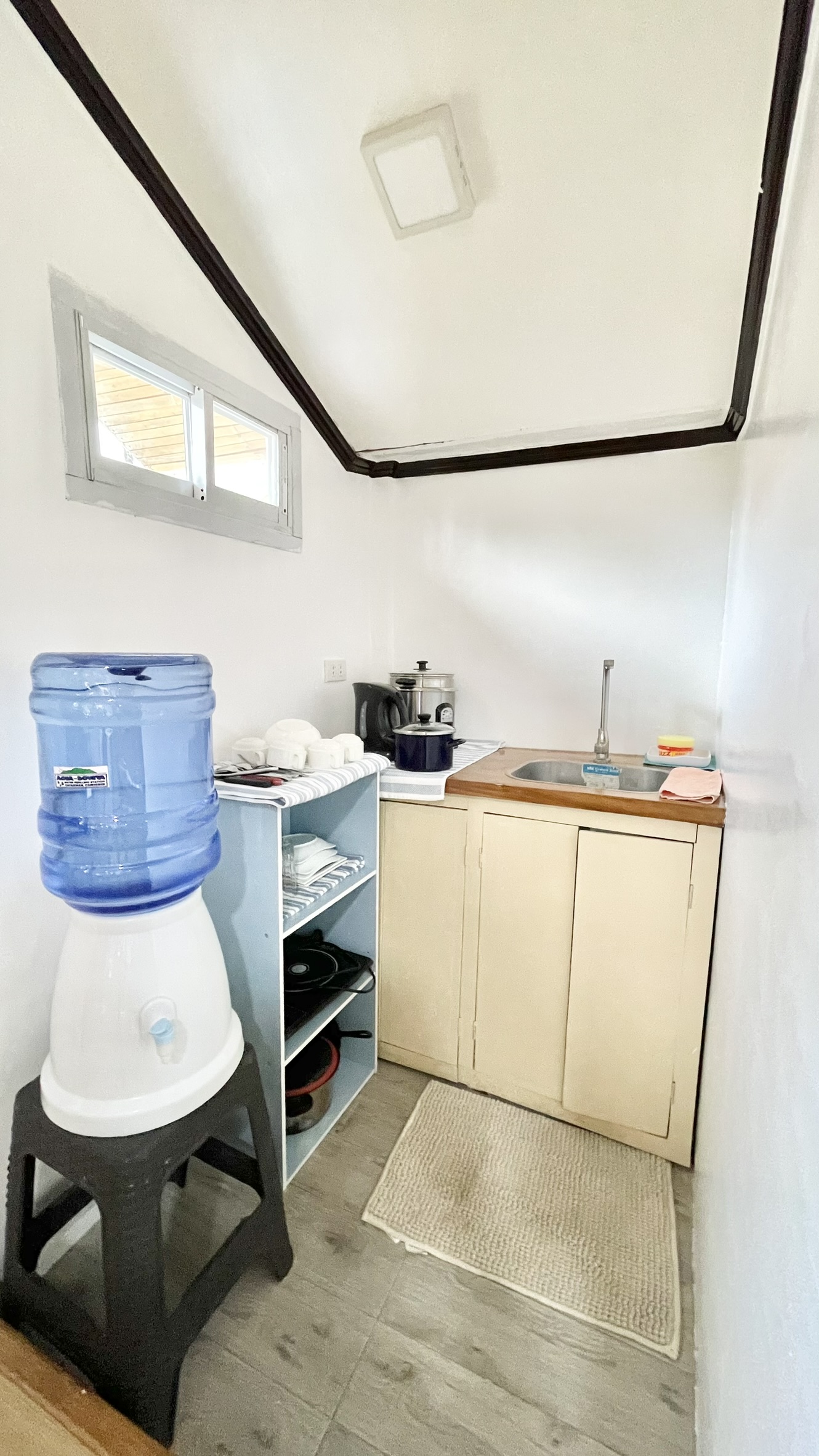Kitchenette at Tabskies Homestay Camiguin