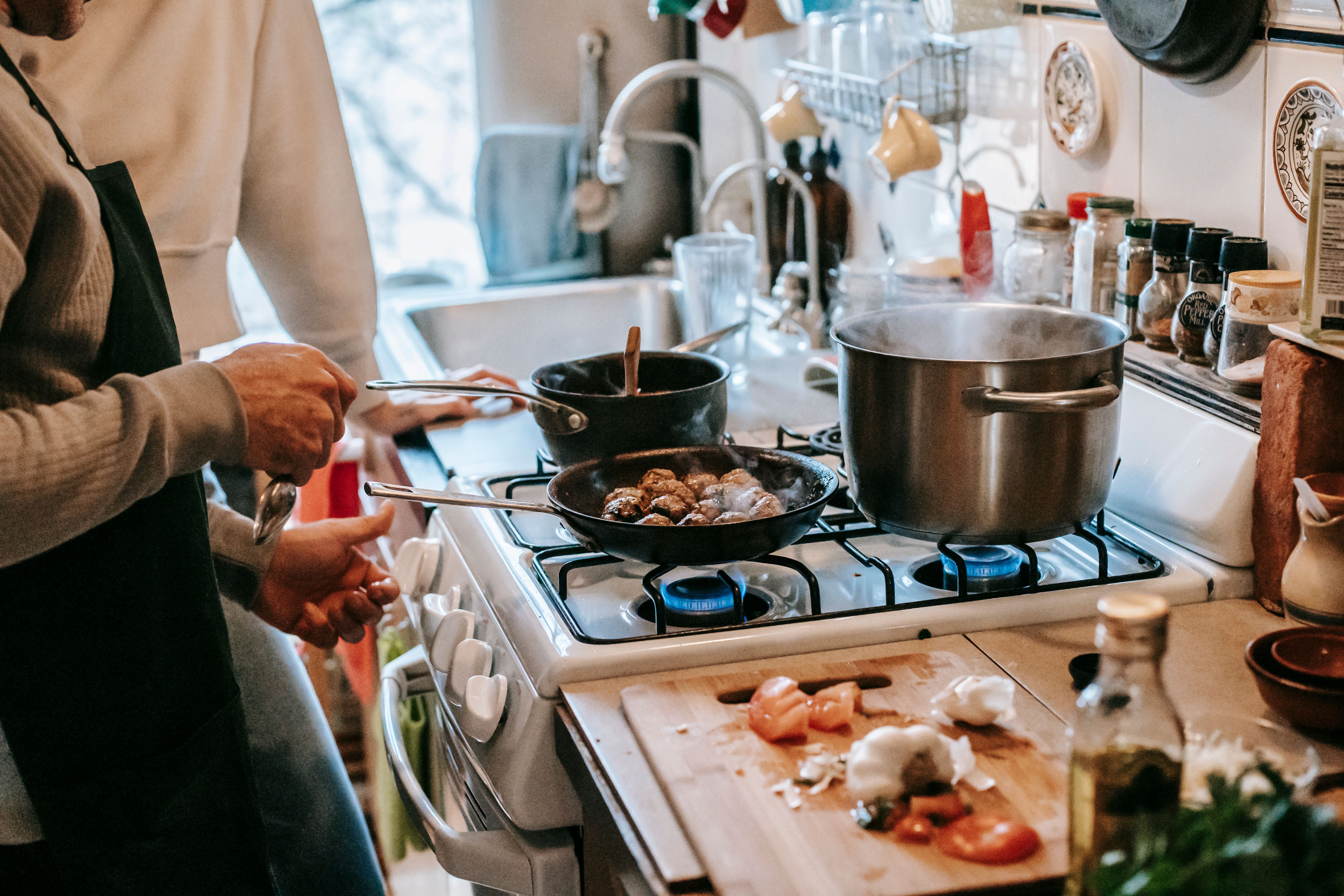 Simple Ways Busy Moms Can Save Time and Reduce Daily Stress
