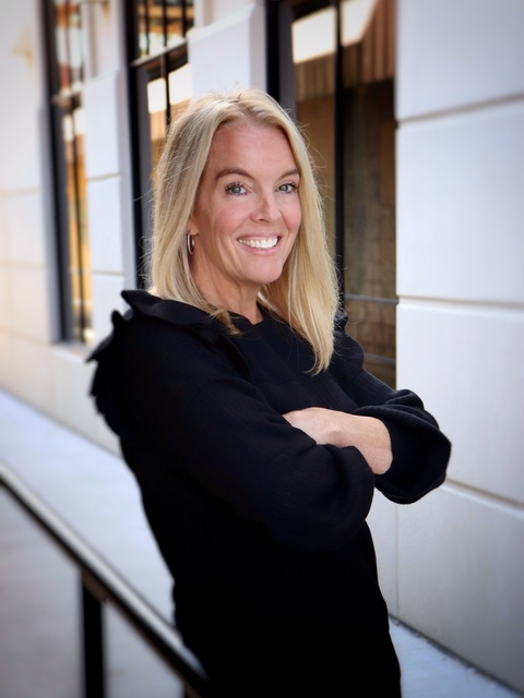 Amy Neuer - Brighton Michigan Realtor with Preview Properties
