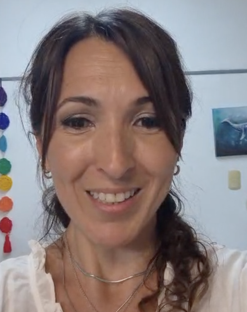 Lic. Analía Dávila