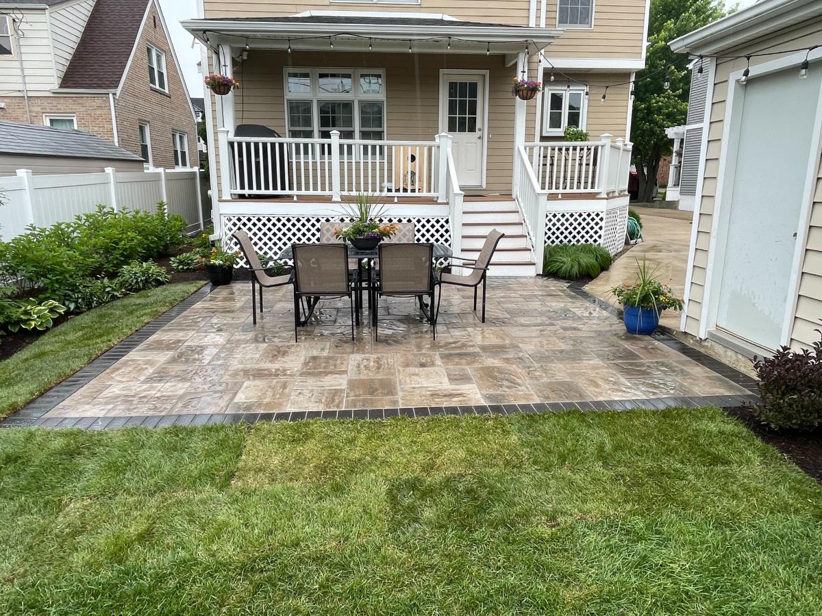 backyard bordered patio paver in elmhurst il backyard bordered patio paver in elmhurst il