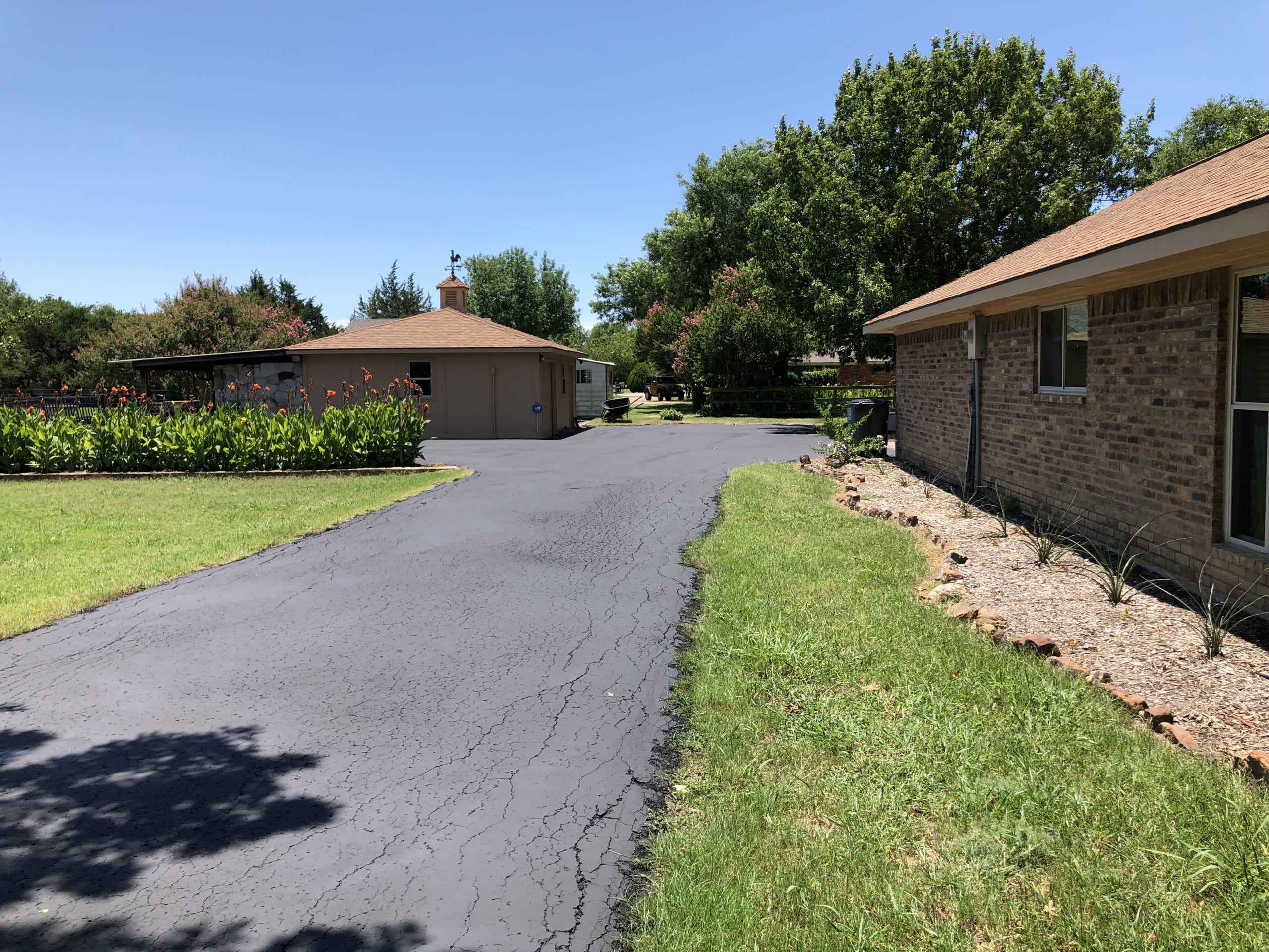 Residential Asphalt Seal Coating Work 4