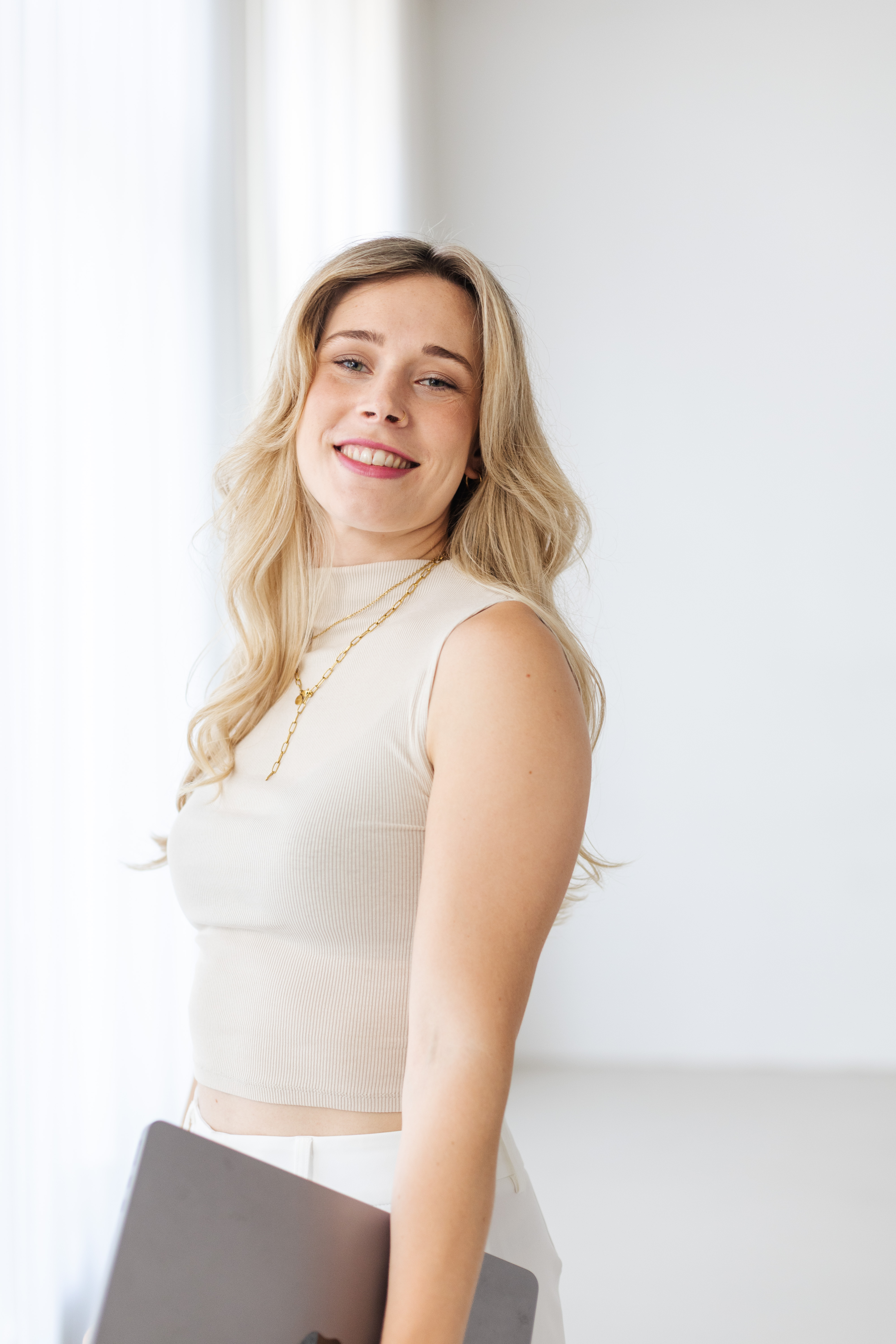 Julia Dembowski