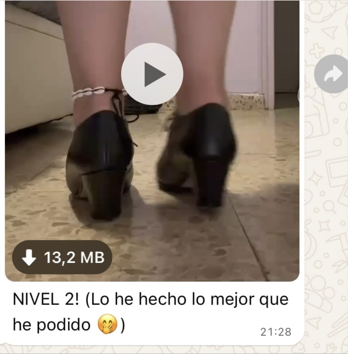 Alumna zapateando el nivel 2 del reto