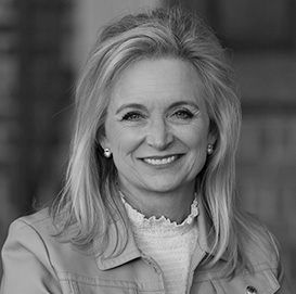 Sheila Meyer portrait, director of operations at Logistics 1st with logistics and project management experience