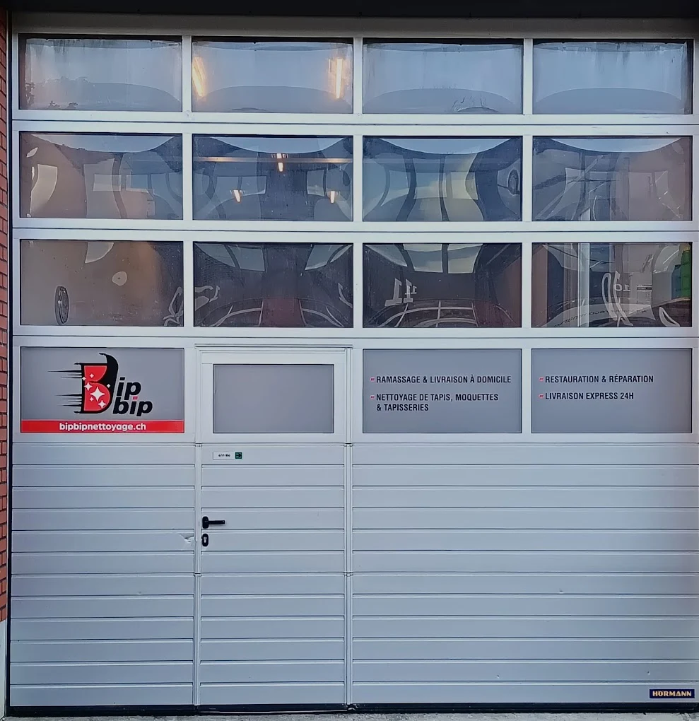 L’entrée de l’atelier BipBip Nettoyage Tapis à Gland, en Suisse