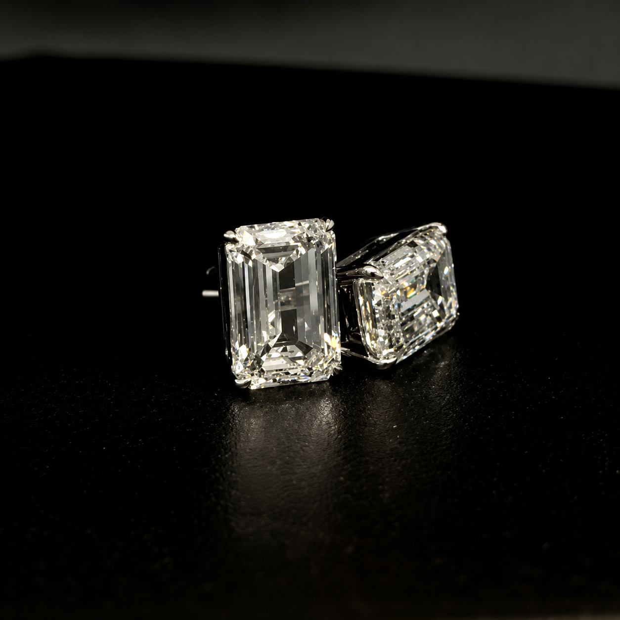 Kisme Lumière Emerald Studs