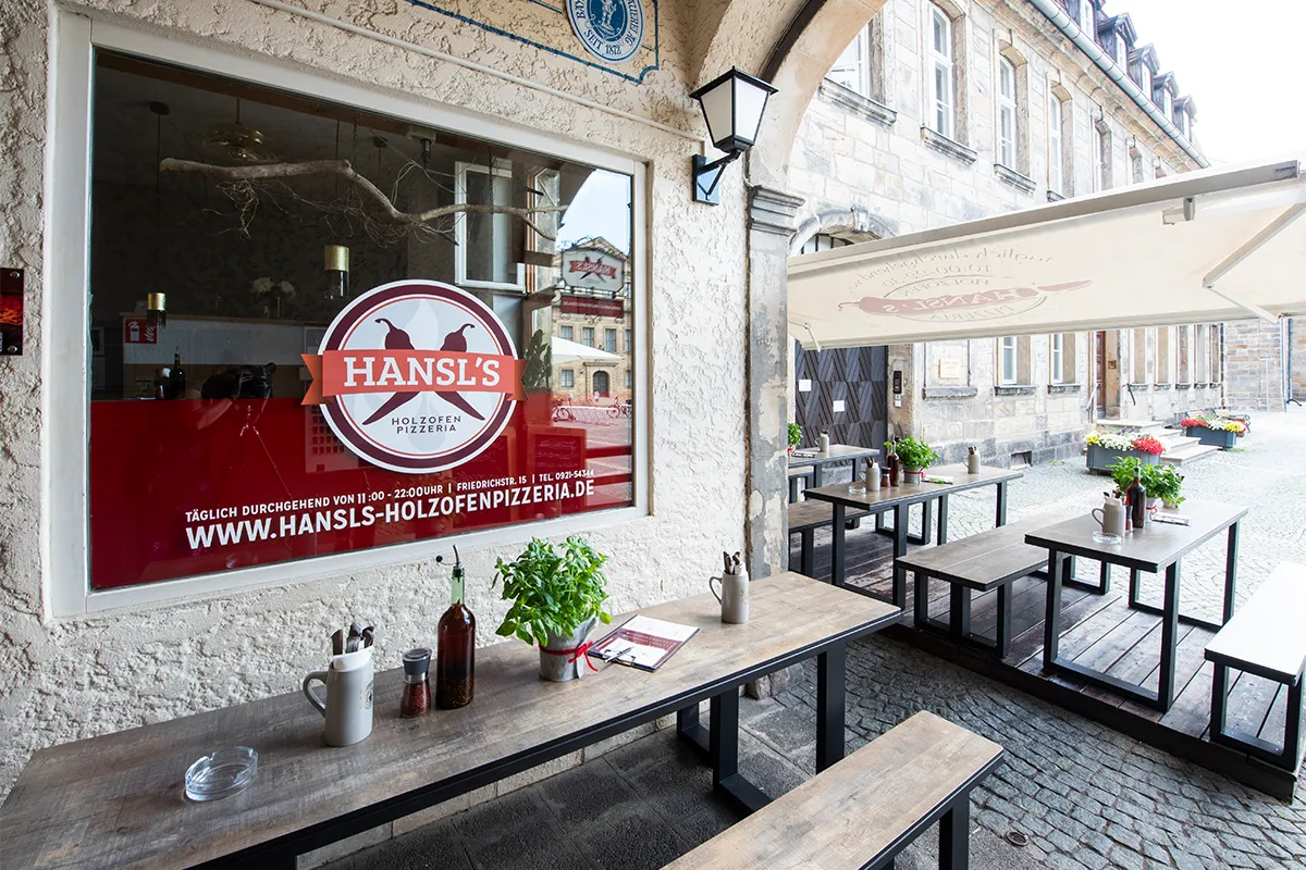 Hansl's Holzofenpizzeria Bayreuth – Galeriebild 1