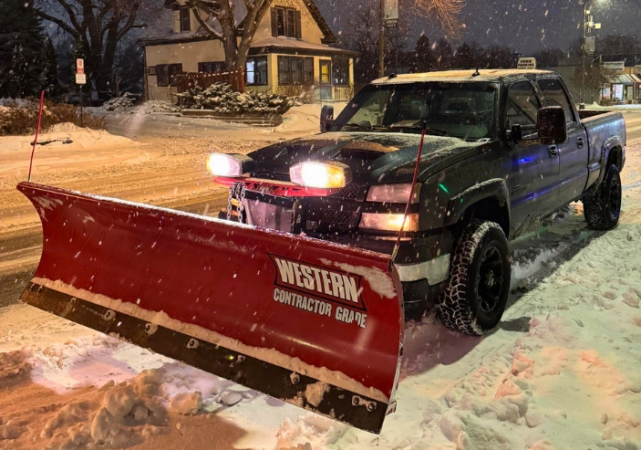 Residential and commercial snow removal in Minneapolis and Wright County