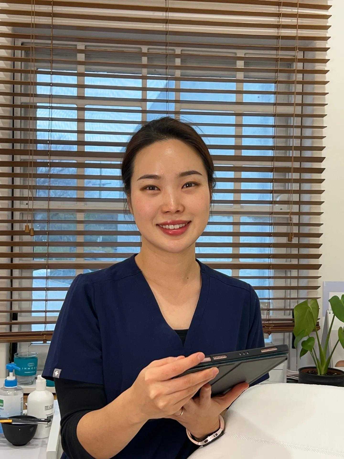 Portrait of Shana Jeong, Registered Nurse · Founder at Kozie Skin Clinic