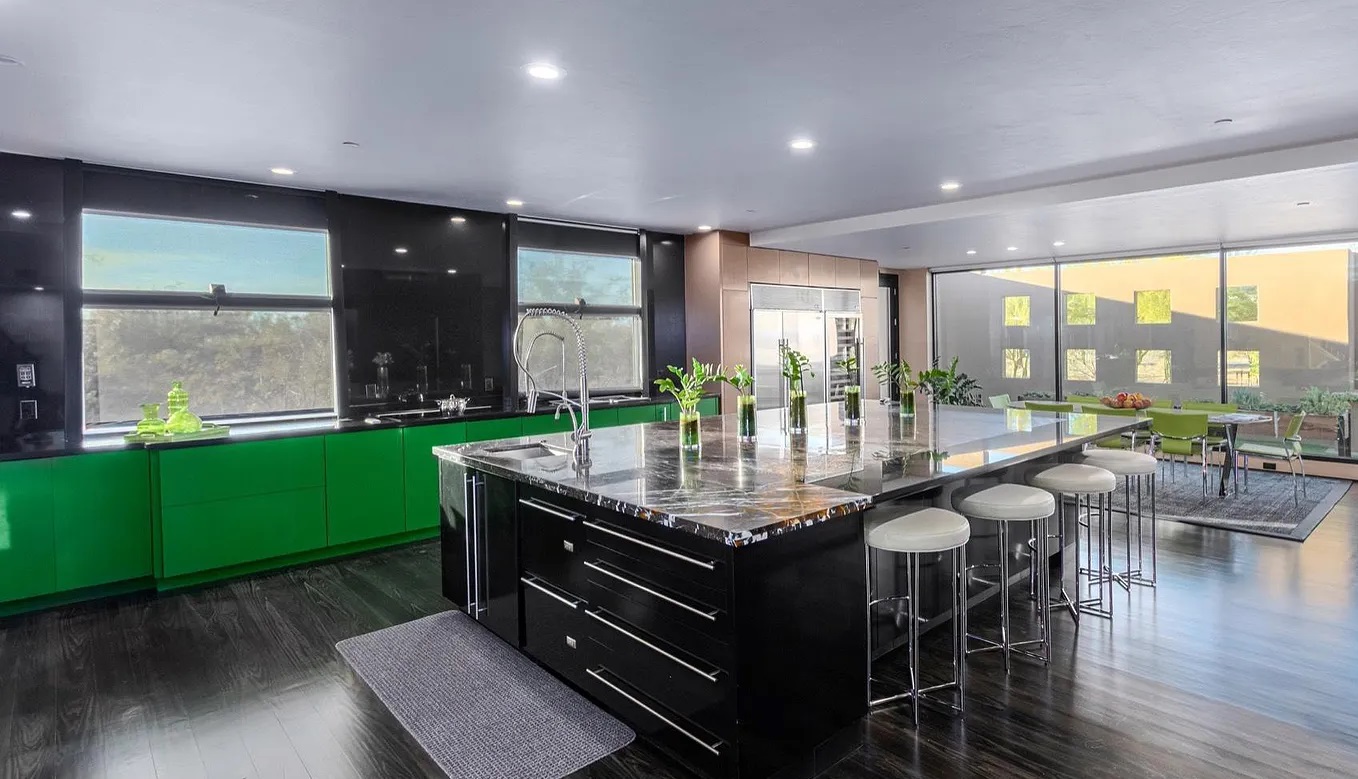 Painted gloss cabinetry and finish detail, Canyon Pass kitchen by Myk's Woodworking