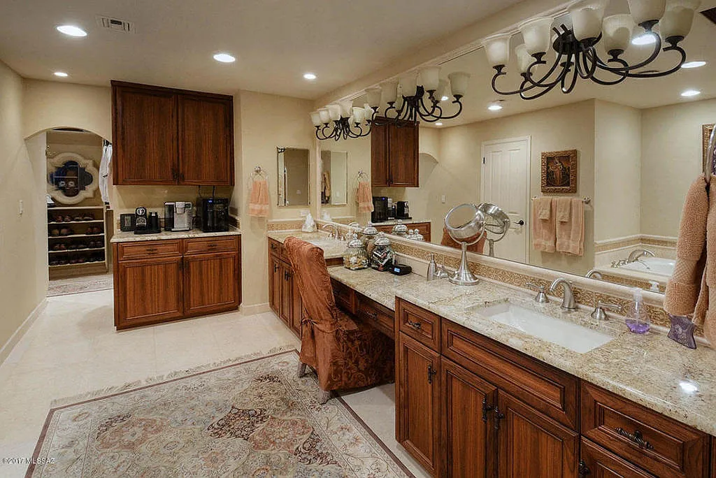 Black walnut kitchen cabinets and island, Sabino Canyon by Myk's Woodworking