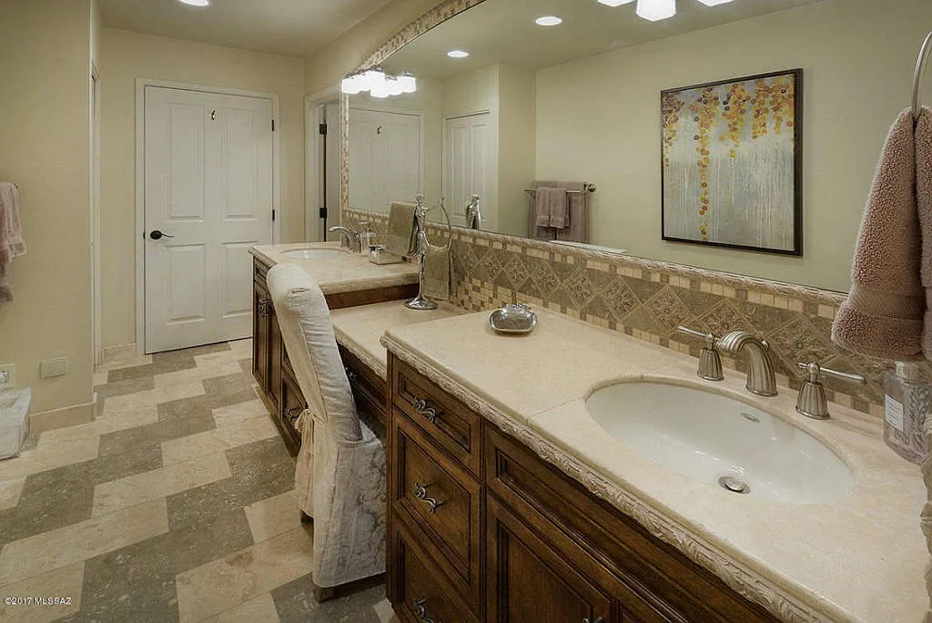 Black walnut kitchen cabinetry and counters, Sabino Canyon by Myk's Woodworking