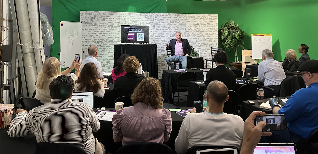 Jeffrey Hayzlett leading a Thought Council working session