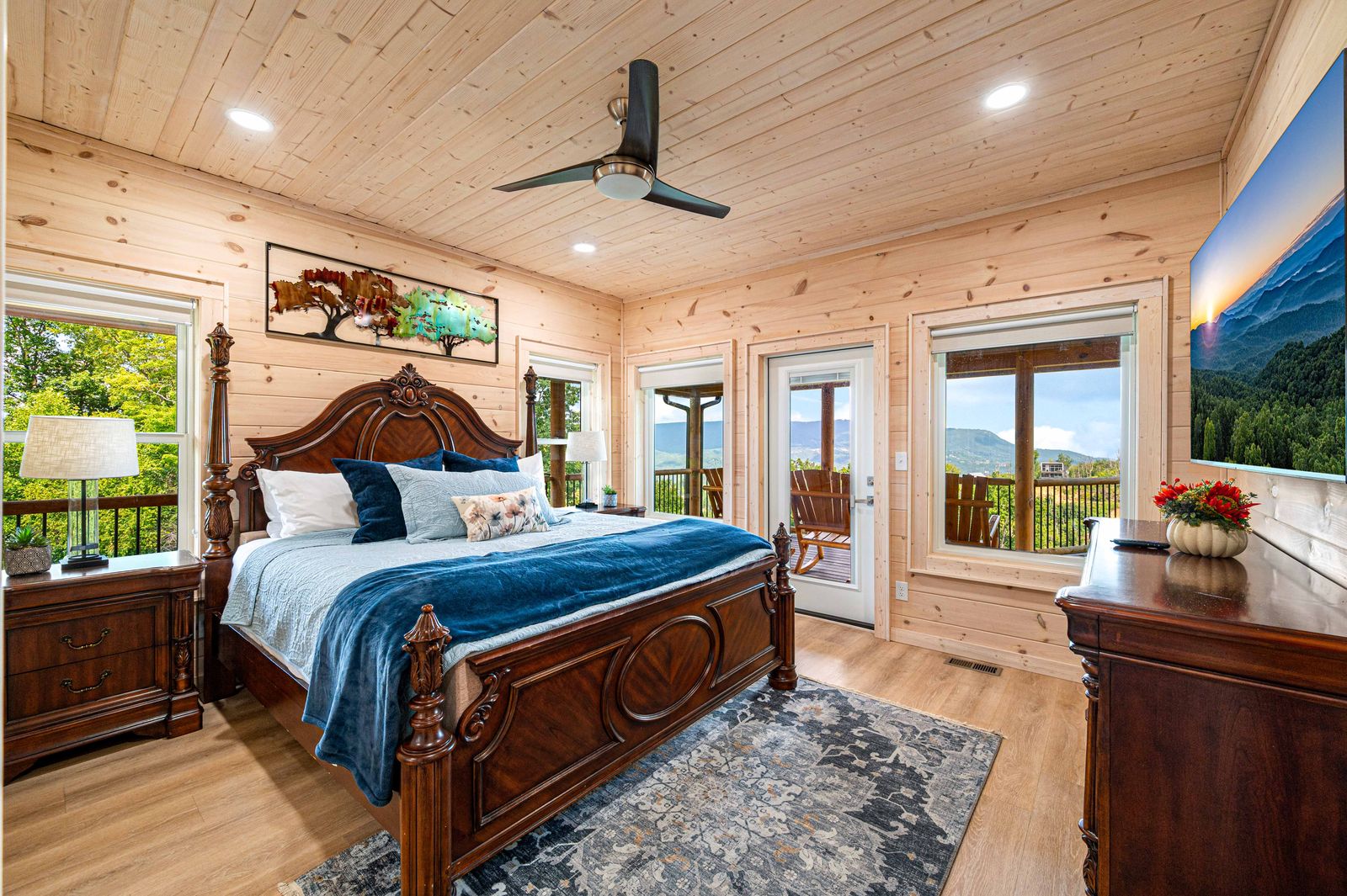 Main-level king suite with mountain views
