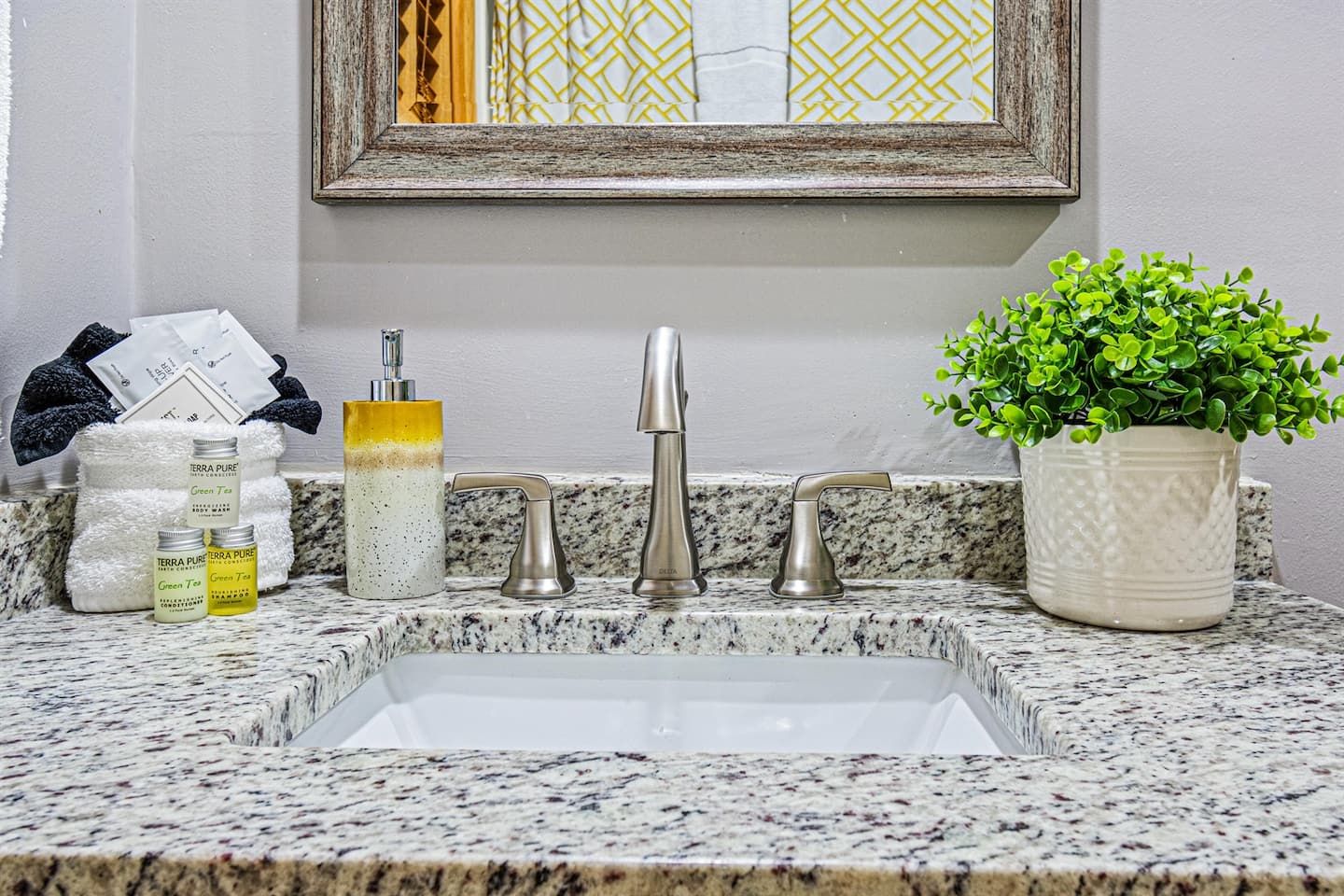 Bathrooms are stocked with starter kits of shampoo, conditioner, body wash, and makeup remover wipes for a complete pampering experience. Thoughtful touches ensure you have the essentials for your routine and self-care.