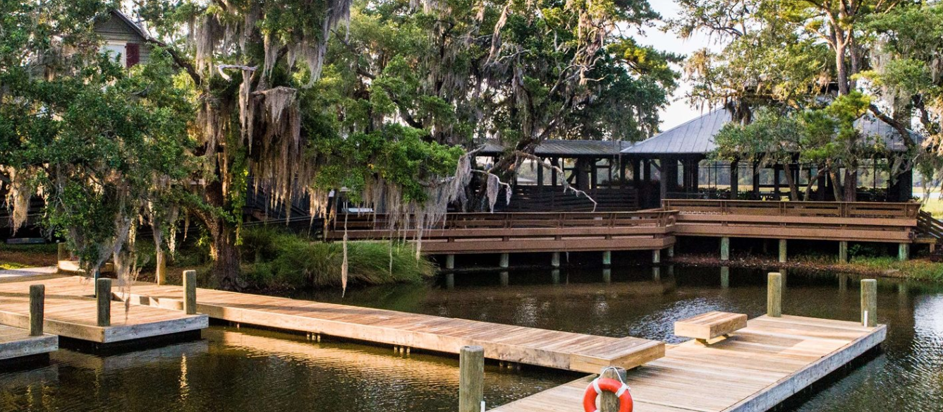 Oldfield community amenity and Lowcountry setting