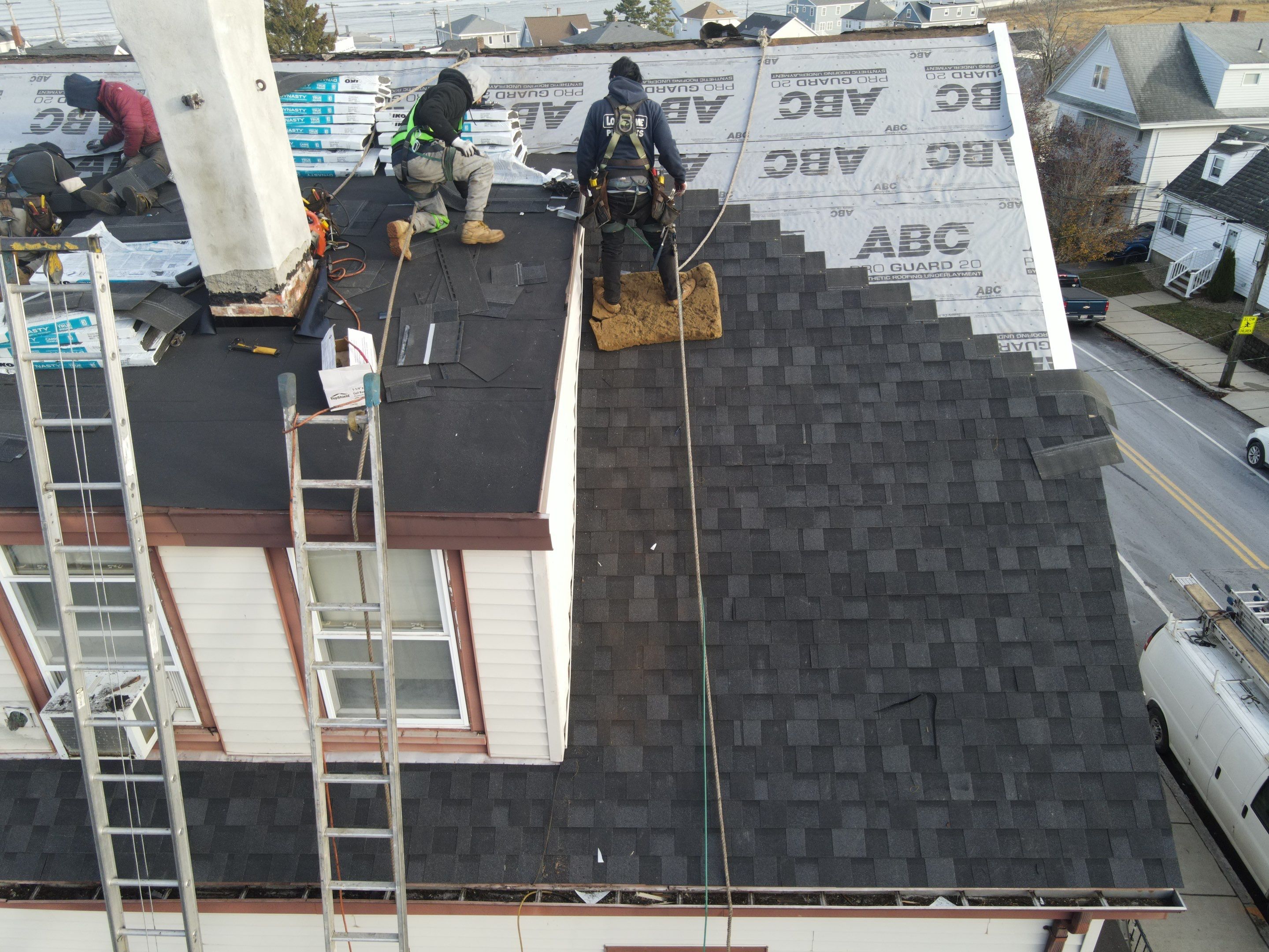 Residential roof replacement project with asphalt shingles in Winchester Massachusetts