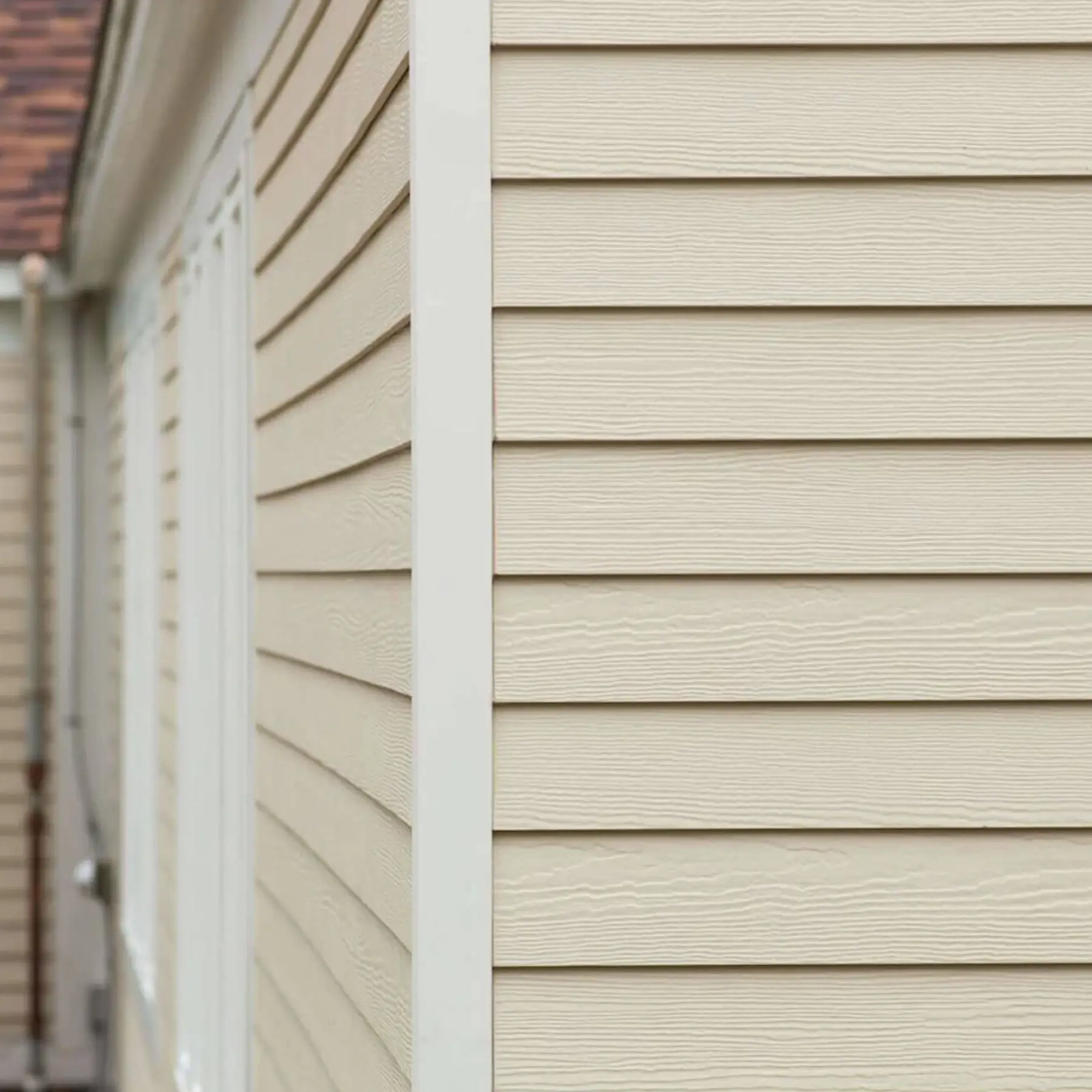 Affordable vinyl siding exterior option in Boston area home