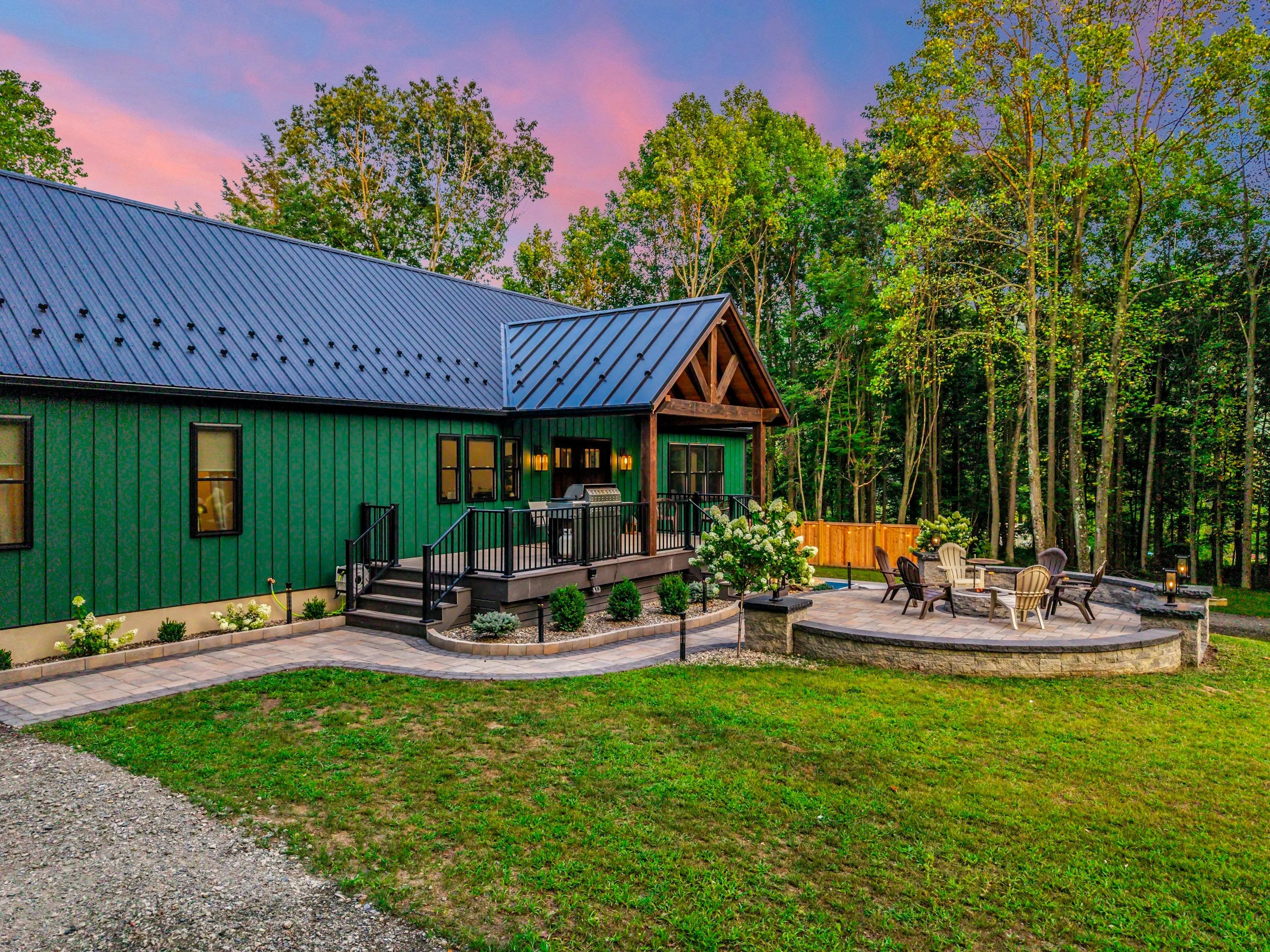 Blue Creek Chalet