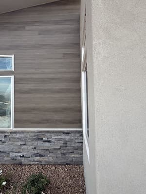 {{ custom_values.service_4 }} in {{custom_values.area_3})