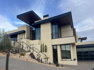 {{ custom_values.service_2 }} in {{custom_values.area_3})