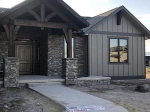 {{ custom_values.service_3 }} in {{custom_values.area_3})