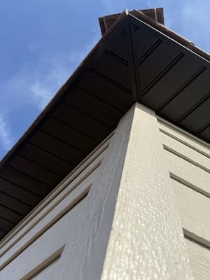 {{ custom_values.service_1 }} in {{custom_values.area_3})