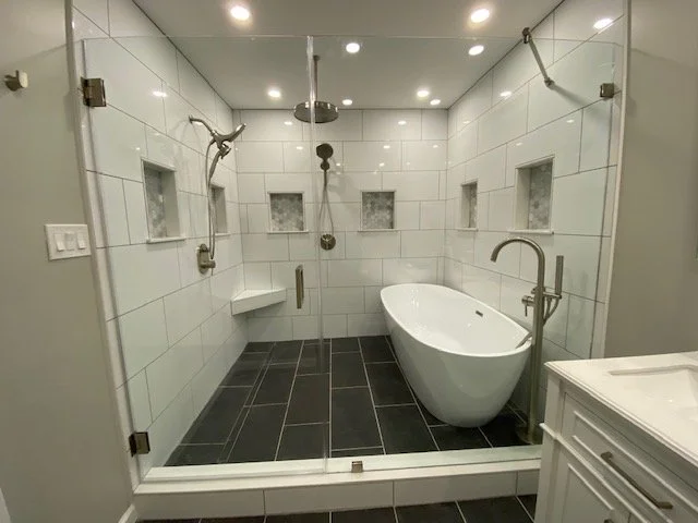 2-piece shower enclosure with bathtub