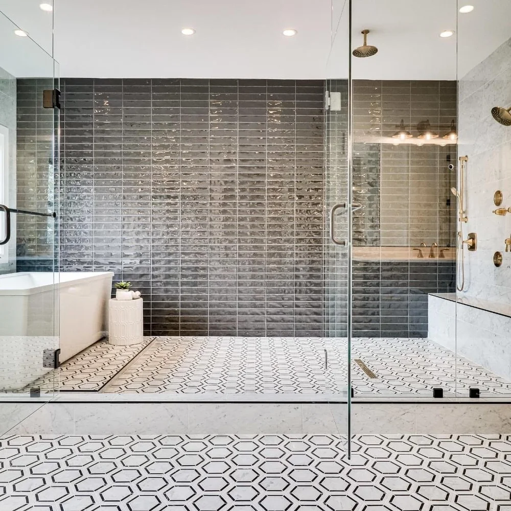 Large 3-piece shower enclosure