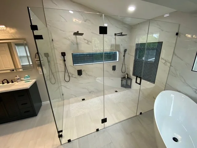 Large 4-piece shower enclosure