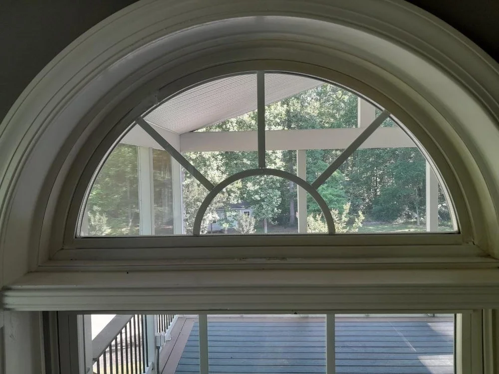 Archway pattern glass