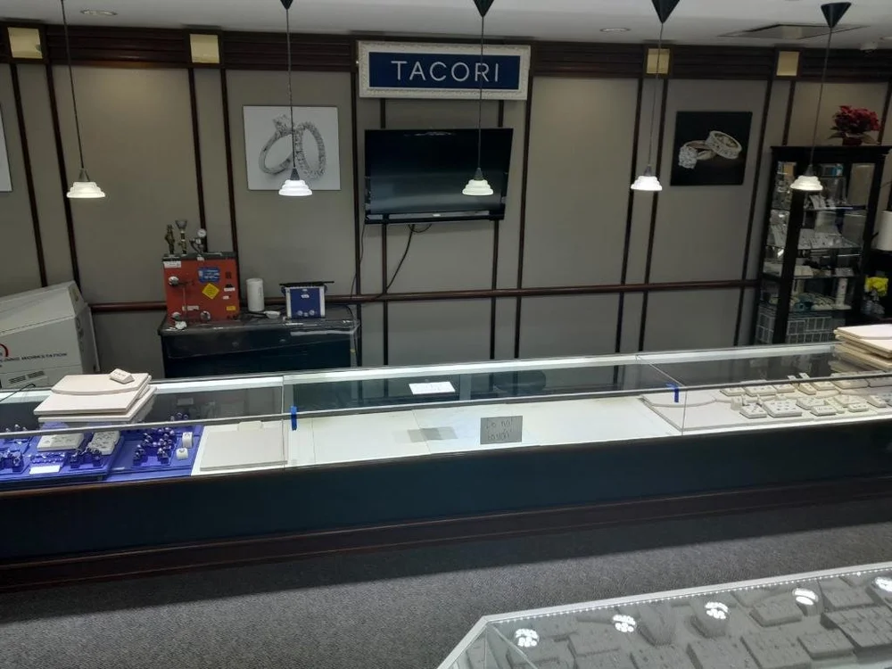 Display case glass