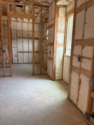 Close cell spray foam in Kerrville