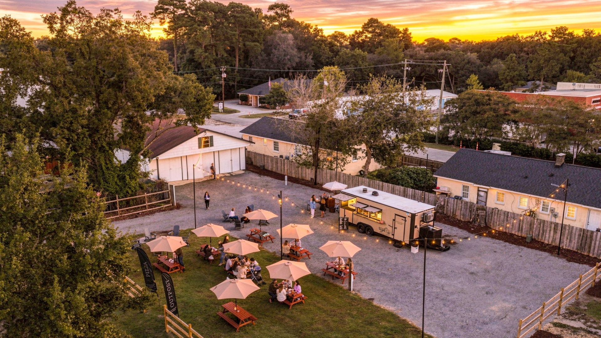 Blackwells Outpost open-air gathering space in Hanahan, SC