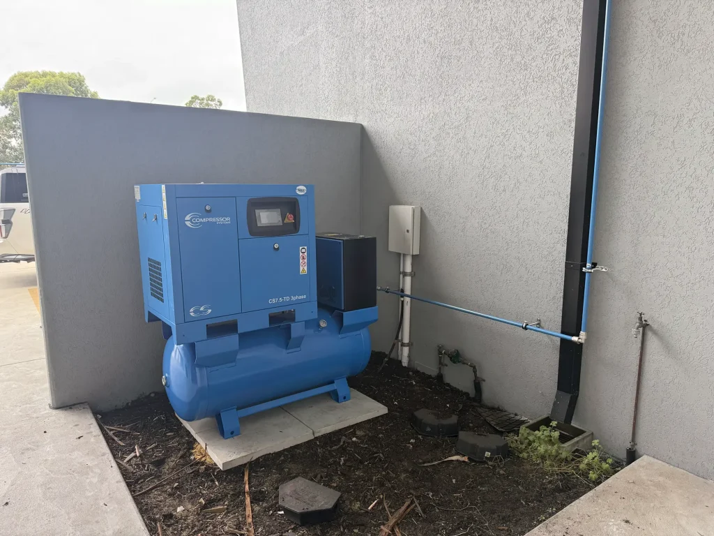 Outdoor compressor installation