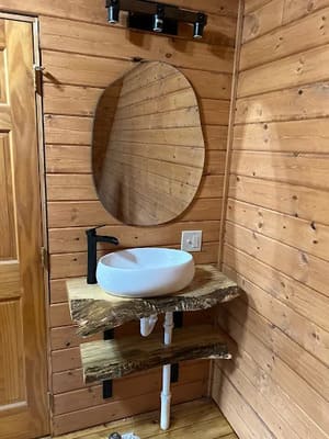 {{ custom_values.service_2 }} in {{custom_values.area_6})