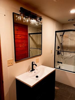 {{ custom_values.service_4 }} in {{custom_values.area_7})