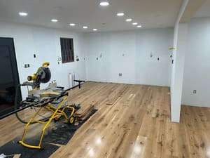 {{ custom_values.service_4 }} in {{custom_values.area_7})